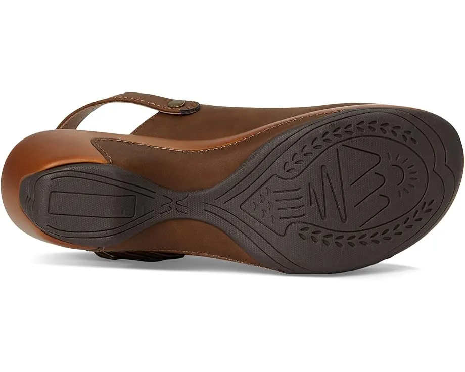 Сандалии White Mountain Viewable на платформе с регулируемой пряжкой