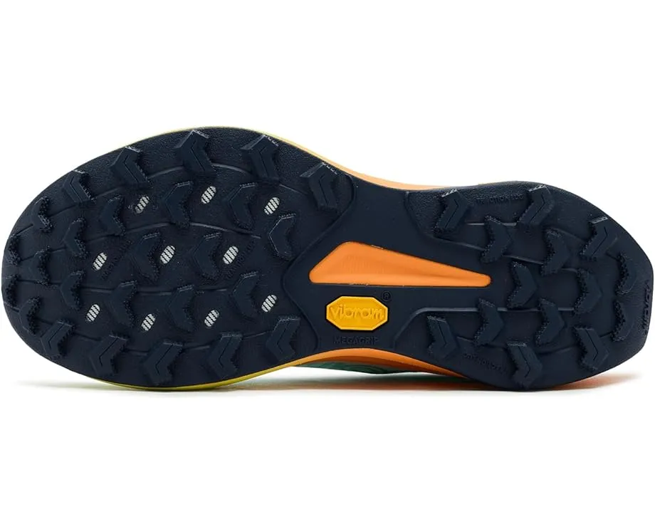 Трейловые кроссовки Peregrine 16 с подошвой Vibram MegaGrip Saucony