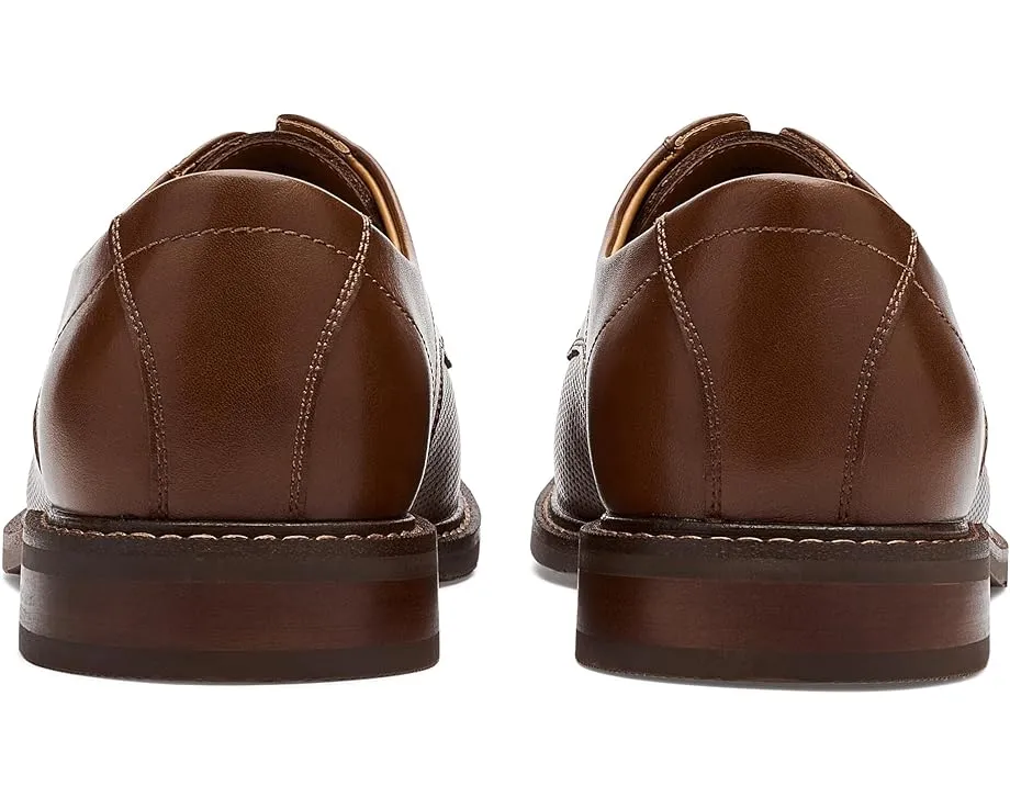 Туфли Maki от Steve Madden с отделкой под кожу и каблуком