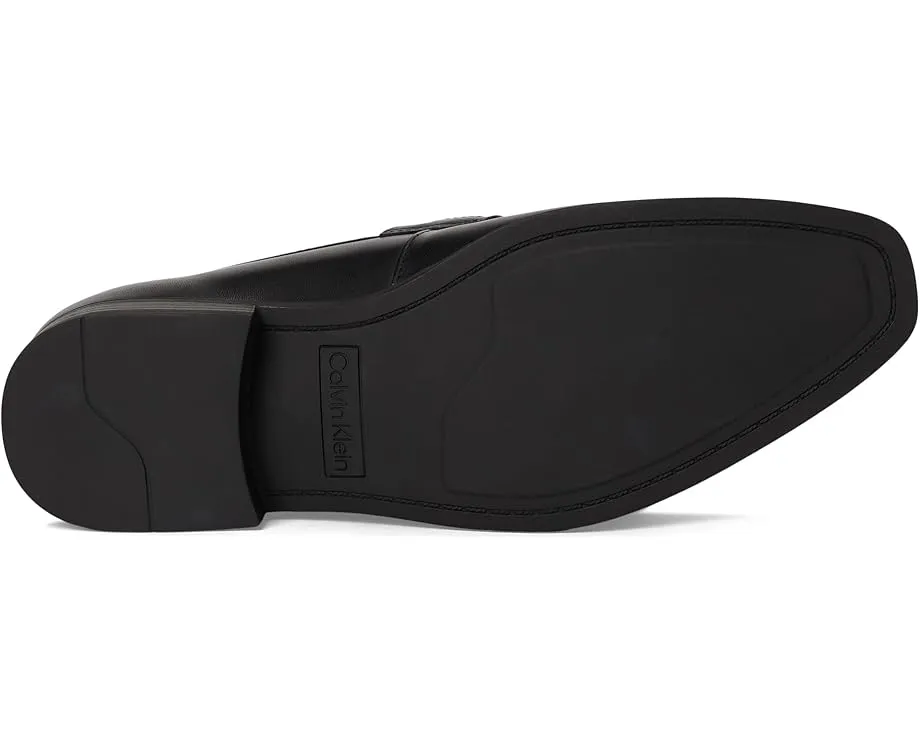 Лоферы Calvin Klein Dillie с металлическим акцентом и миндалевидным носком