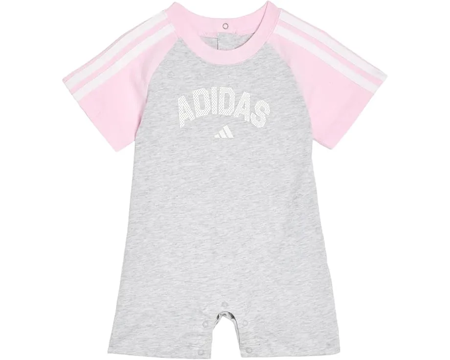 Детский комбинезон adidas Kids с регланными рукавами и принтом