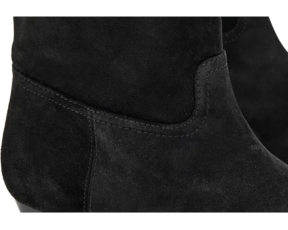 Ботинки Stassi Boot Stuart Weitzman до колена с острым носком