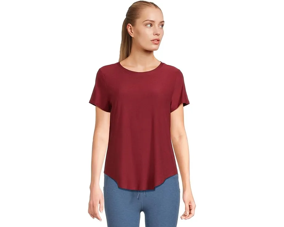 Футболка Beyond Yoga Featherweight On The Down Low Tee из влагоотводящей ткани Spacedye