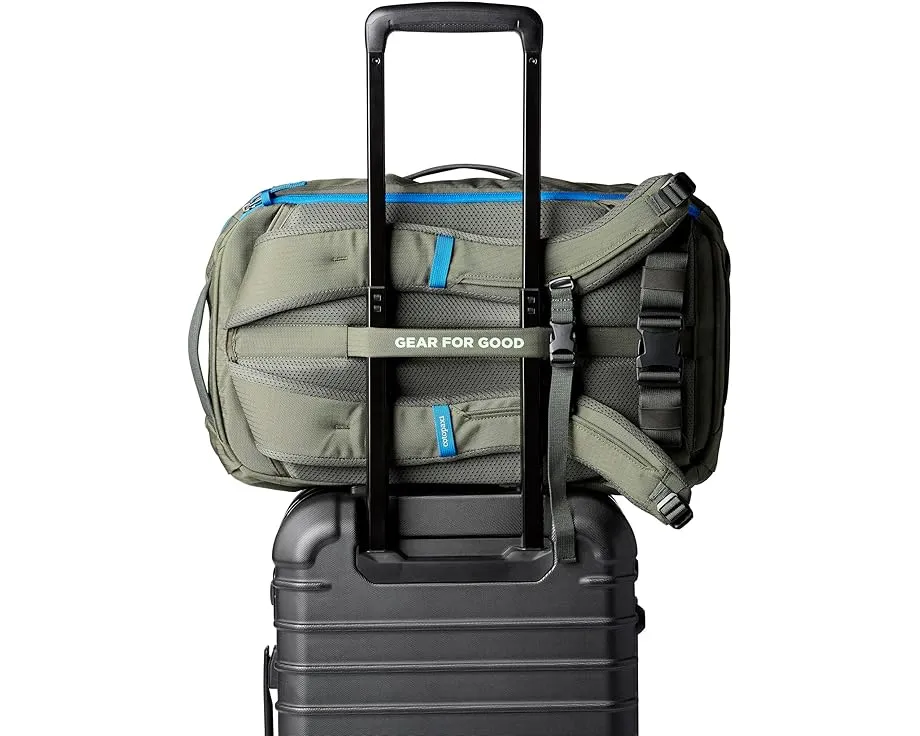 Рюкзак Cotopaxi Allpa 28L для путешествий с отделением для ноутбука