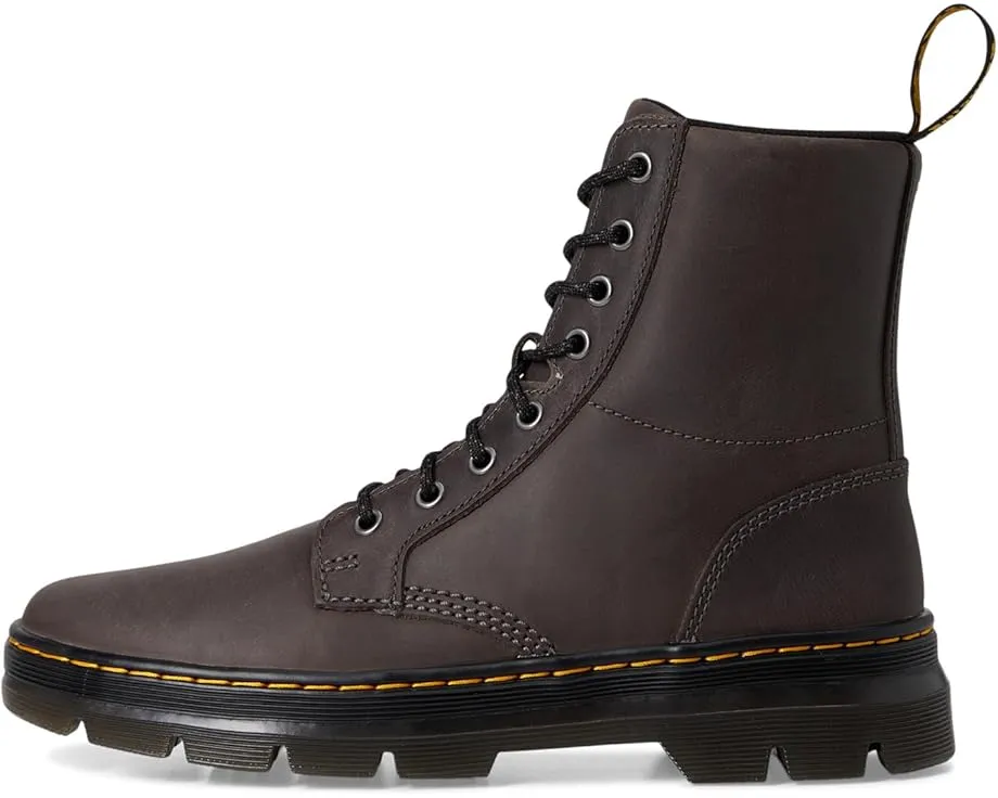 Ботинки Dr. Martens Combs Leather с прочной конструкцией и классической шнуровкой