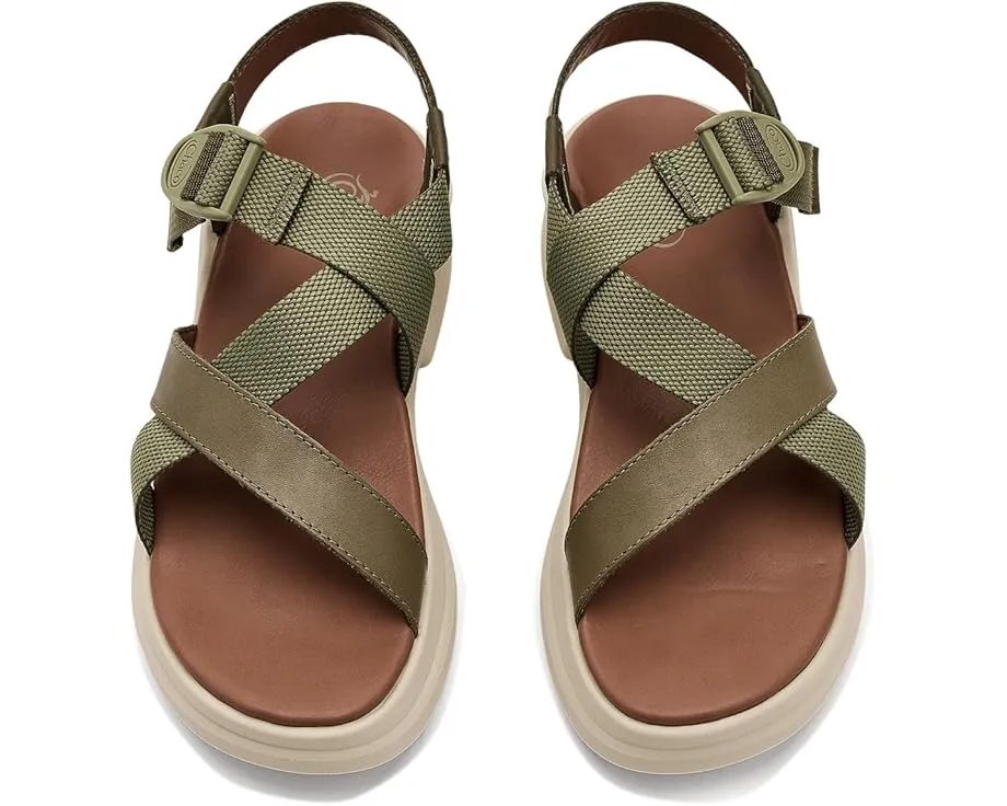 Сандалии Chaco Cushform на кожаной подошве с каблуком