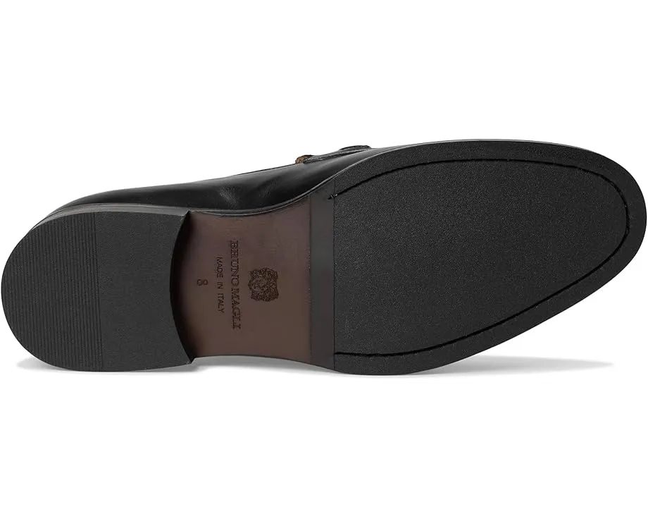 Лоферы Bruno Magli Presley из итальянской кожи с классической пряжкой