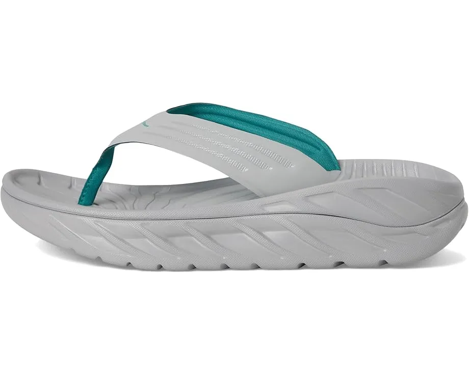 Шлепанцы Hoka Ora Recovery Flip с технологией Meta-Rocker и поддержкой