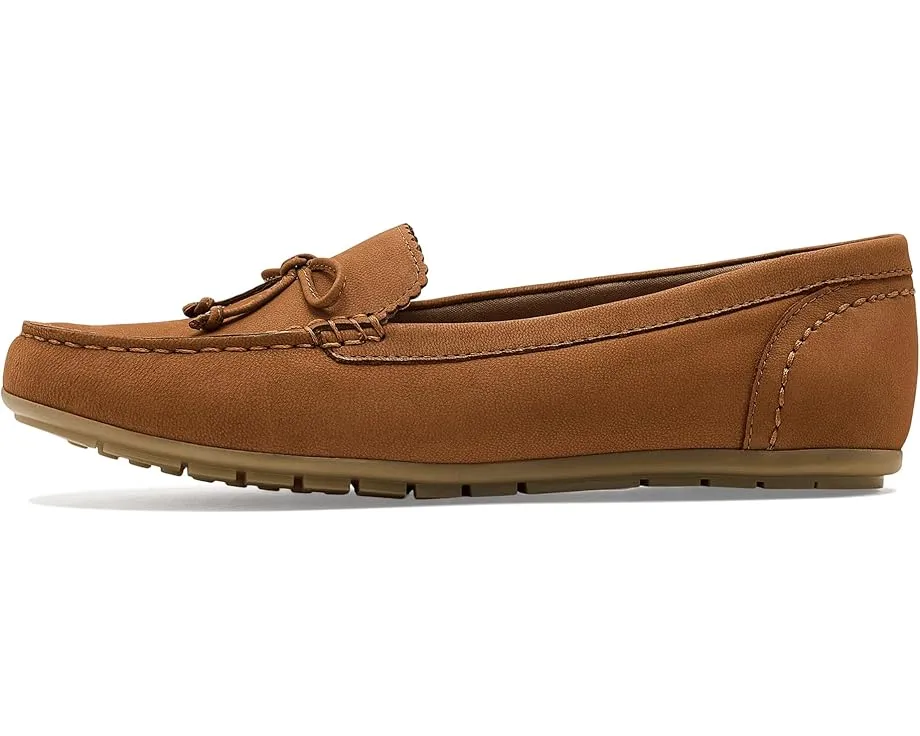 Мокасины Elliotte Sail от Clarks из нубука с удобной стелькой Ultimate Comfort