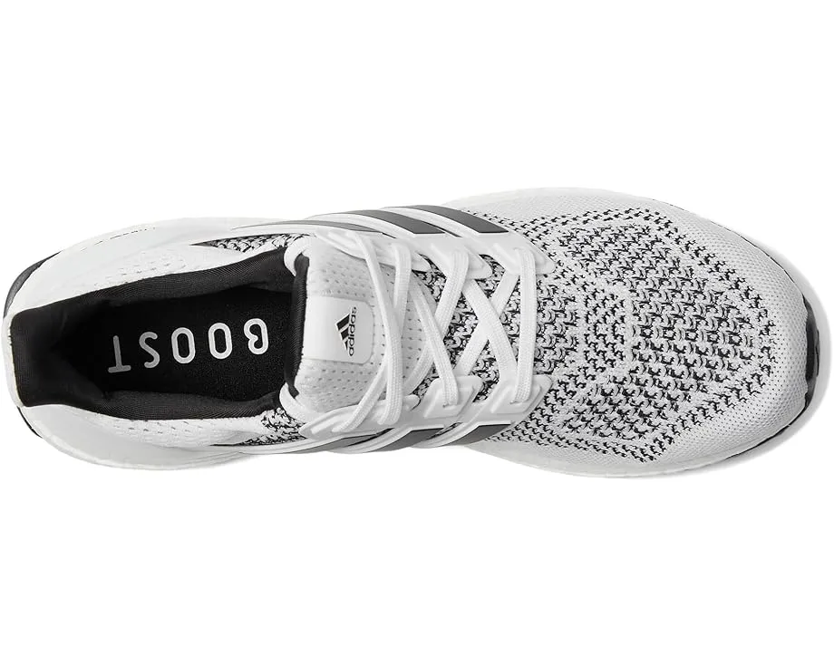 Беговые кроссовки Adidas Ultraboost 1.0 с технологией BOOST