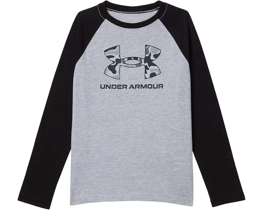 Футболка Under Armour Kids с контрастными регланными рукавами и камуфляжным принтом