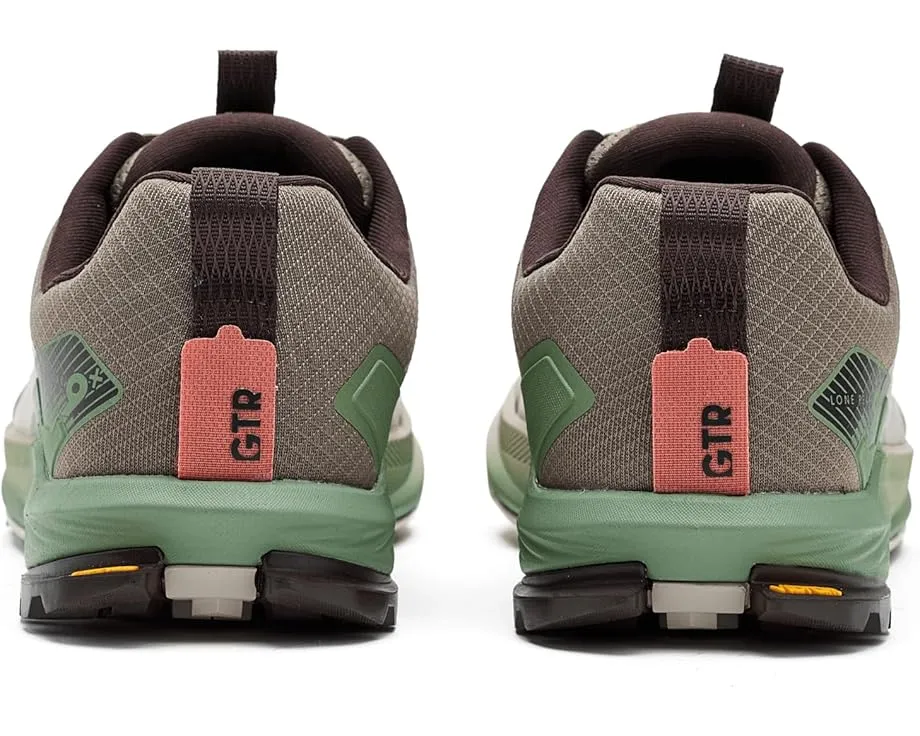 Трейловые кроссовки Altra Lone Peak 9+ с подошвой Vibram Megagrip