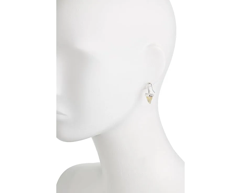 Серьги-подвески Oleana от Kendra Scott в форме акульего зуба