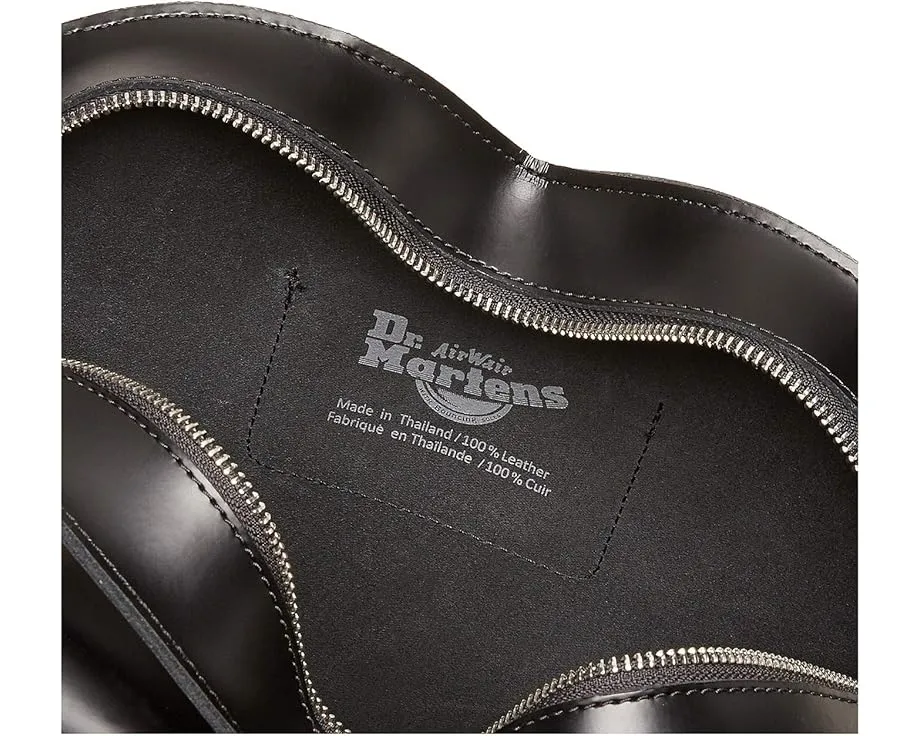 Рюкзак Dr. Martens в форме сердца из кожи с серебристой фурнитурой