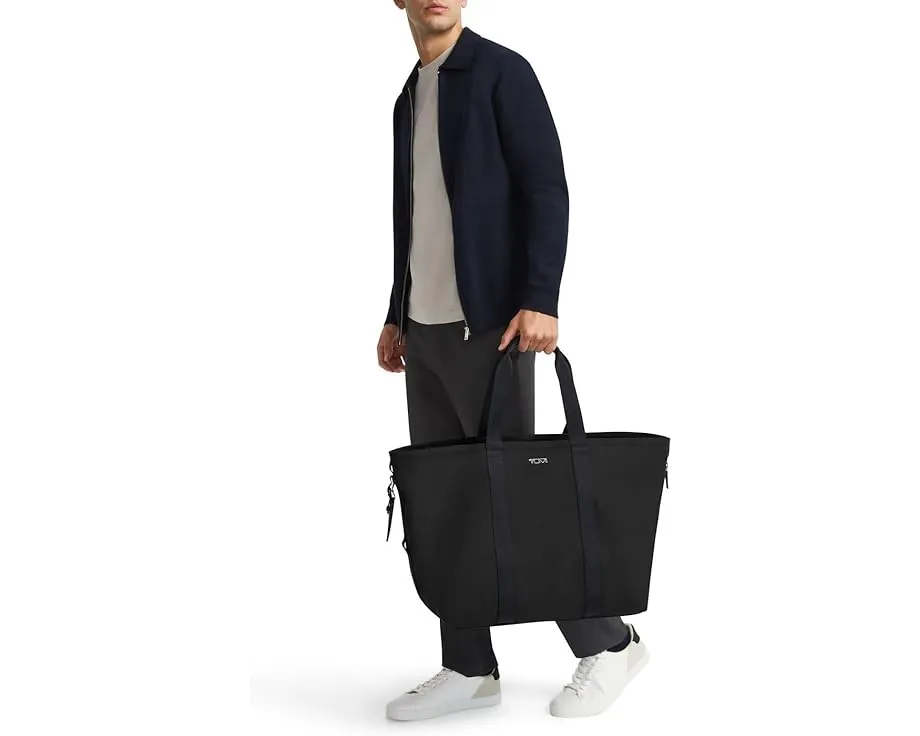 Большая дорожная сумка Tumi Essential East West из баллистического нейлона