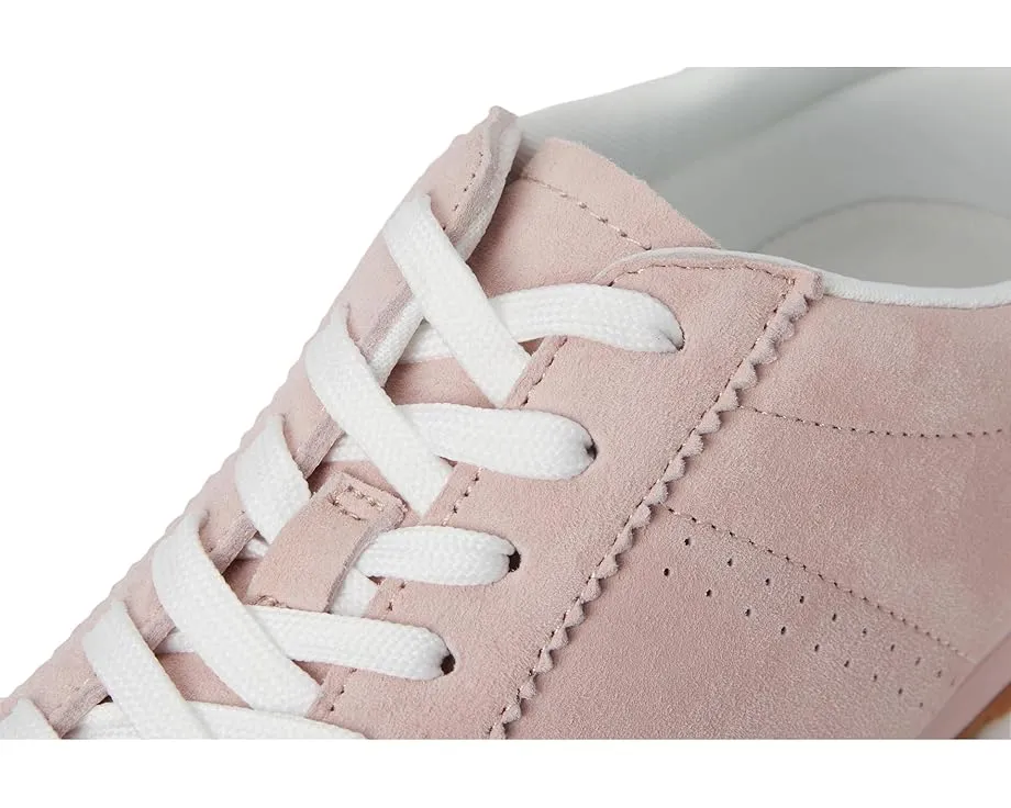 Кроссовки Marc Fisher LTD Teddy из замши с миндалевидным носком