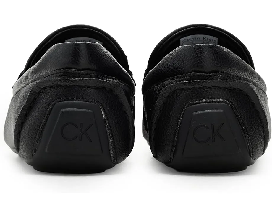 Лоферы Otilis от Calvin Klein с квадратным носком и металлическим акцентом