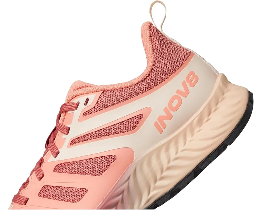 Беговые кроссовки INOV8 TrailFly с технологией POWERFLOW и подошвой G-GRIP