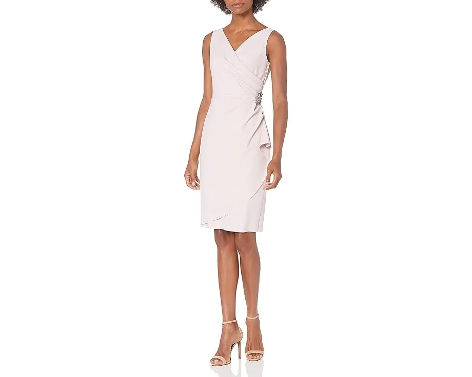 Короткое платье Alex Evenings с моделирующим эффектом и сборкой на юбке