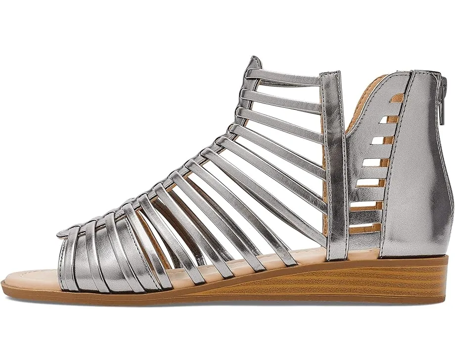 Journee Collection Сандалии Delilah на низком клине с комфортной пеной Comfort Foam™