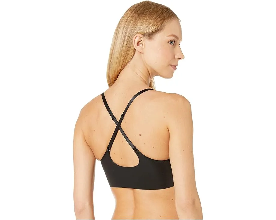 Бюстгальтер Calvin Klein Invisibles Comfort Light Lined Triangle без косточек