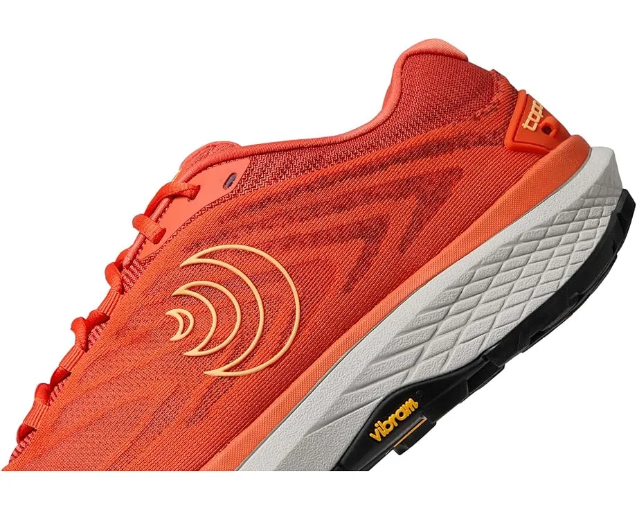Беговые кроссовки Topo Athletic Pursuit 2 с технологией ZipFoam