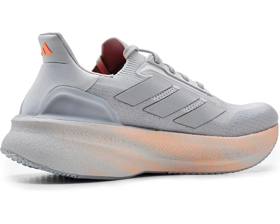 Беговые кроссовки Ultraboost 5x от adidas с технологией BOOST и системой Torsion