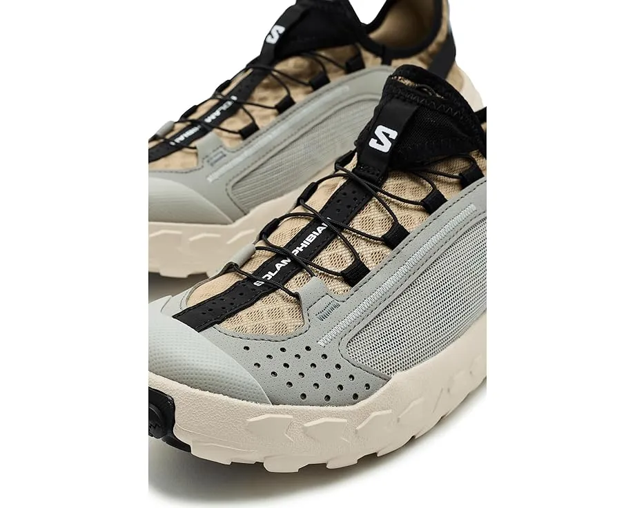 Кроссовки-гибриды Salomon Solamphibian с защитой носка и системой QuickLACE