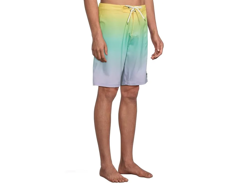 Шорты для плавания Hurley Phantom Eco Weekender 20 с прямыми штанинами и влагоотталкивающей пропиткой