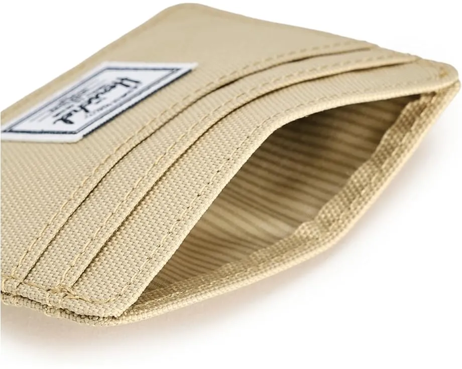 Картхолдер Charlie с защитой RFID и несколькими слотами Herschel Supply Co.