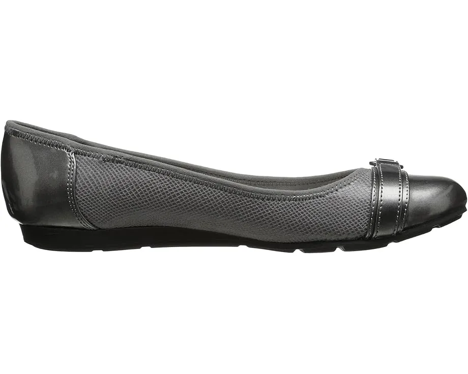 Классические мокасины Sport Able с декоративной пряжкой от Anne Klein