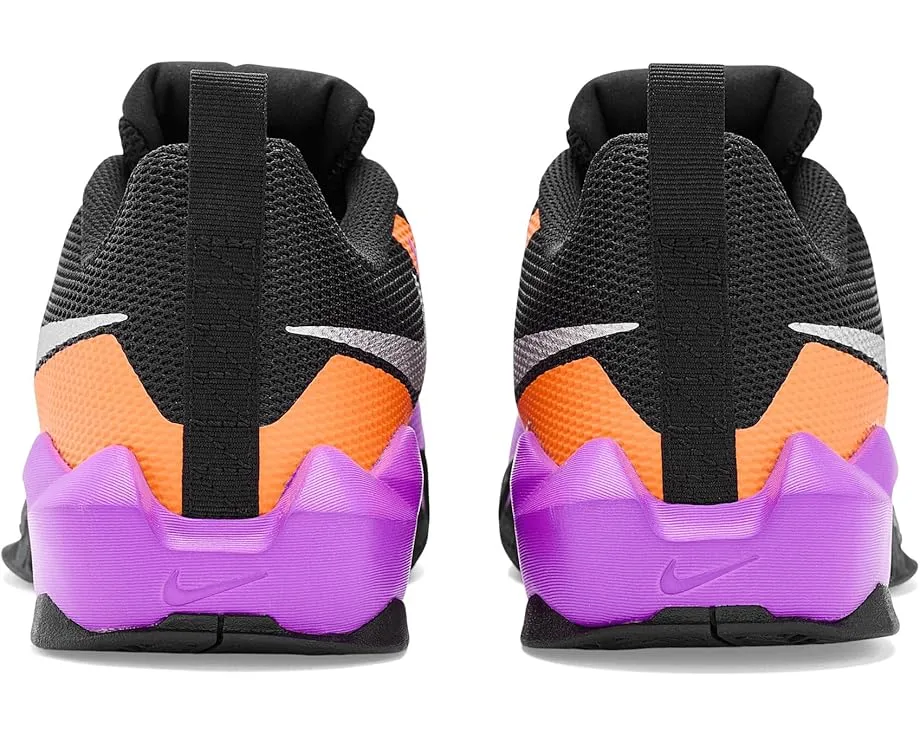 Баскетбольные кроссовки Nike S.T Dynamite с цепкой подошвой