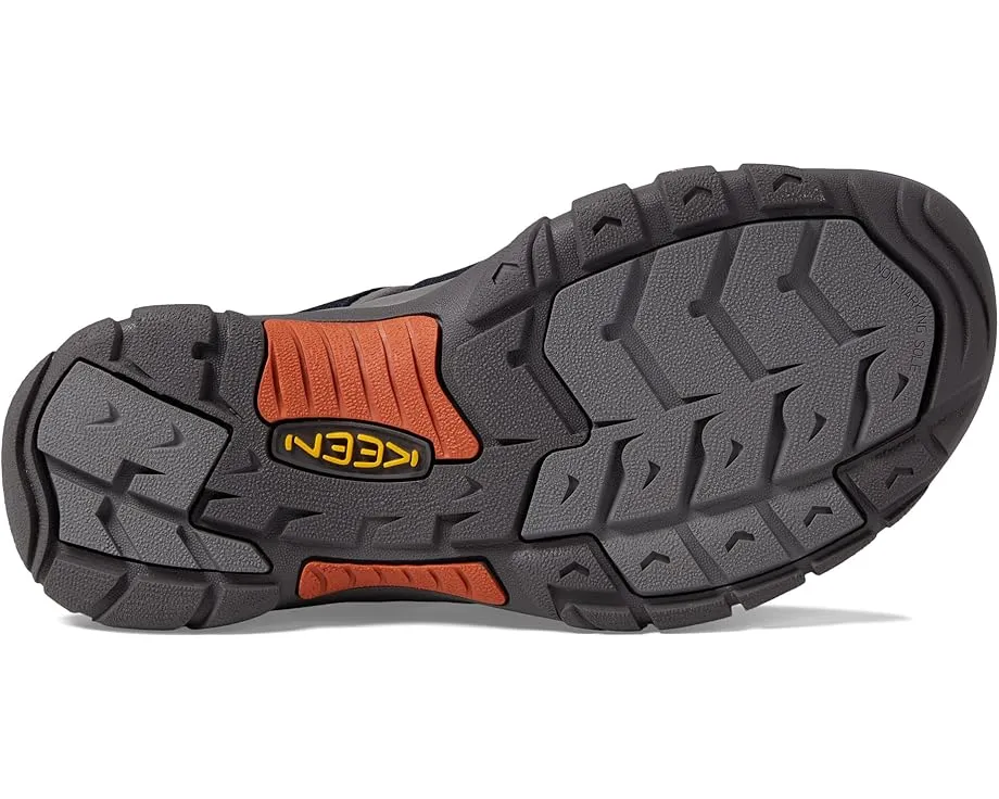 Сланцы KEEN Newport Slide с водоотталкивающим нубуком и противоскользящей подошвой