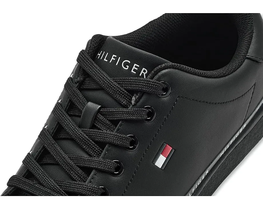 Кроссовки Tommy Hilfiger Levinz с контрастным брендингом и круглым носком