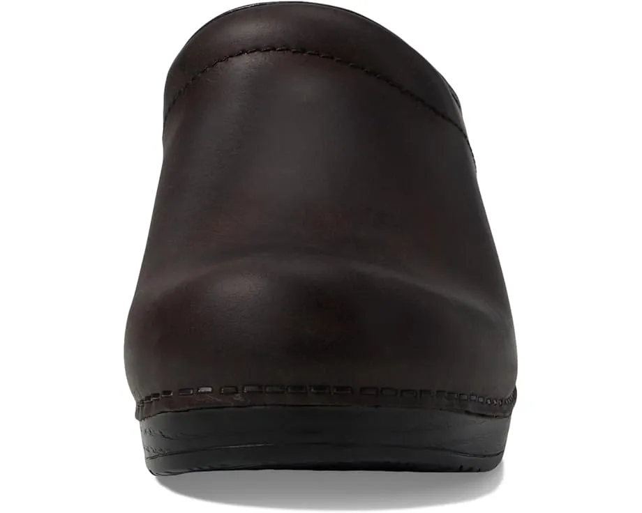 Клог Dansko Sonja из промасленной кожи для длительного ношения