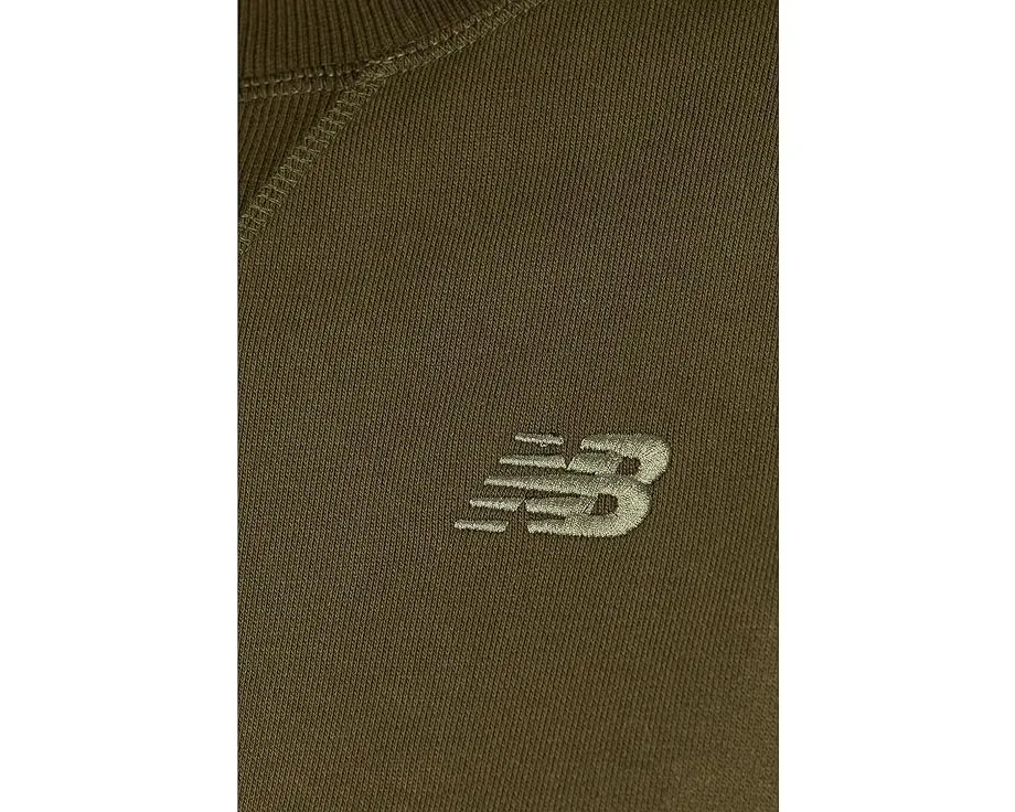 Футболка New Balance Athletics French Terry Crew с ребристыми манжетами