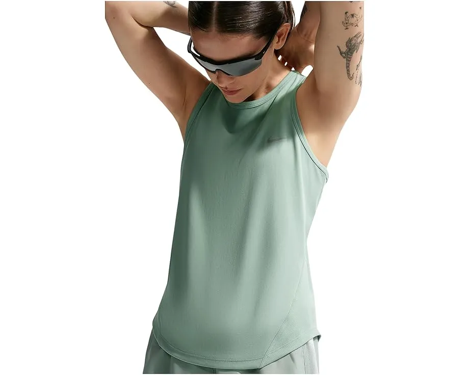 Беговые шорты Nike Tempo Dri-FIT с заниженной талией и вшитыми шортами длиной 5 дюймов (12.7 см)