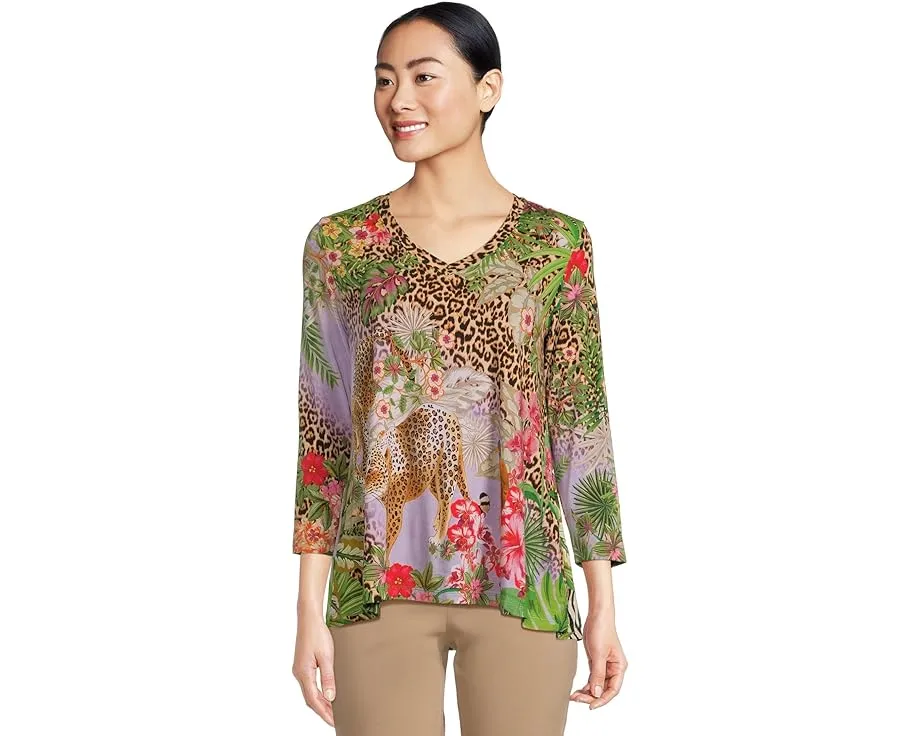 Футболка с V-образным вырезом и рукавом 3/4 The Janie Favorite от Johnny Was