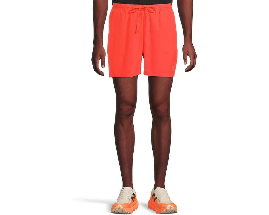 Шорты New Balance Sport Essentials 5 дюймов (12.7 см) с технологией отвода влаги