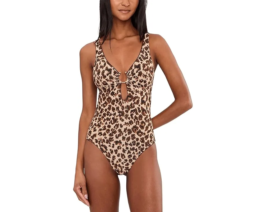 Купальник Safari Leopard Tatum Ring Cut Out от BECCA с вырезом