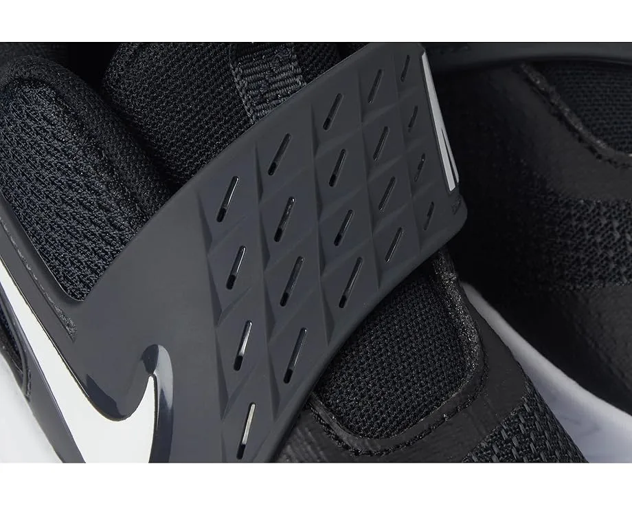 Детские баскетбольные кроссовки Nike Team Hustle D 12 с системой застежки на липучке