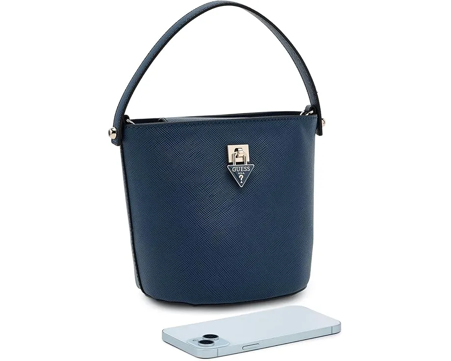 GUESS Бакет Patsie Top Handle с цепным ремнем