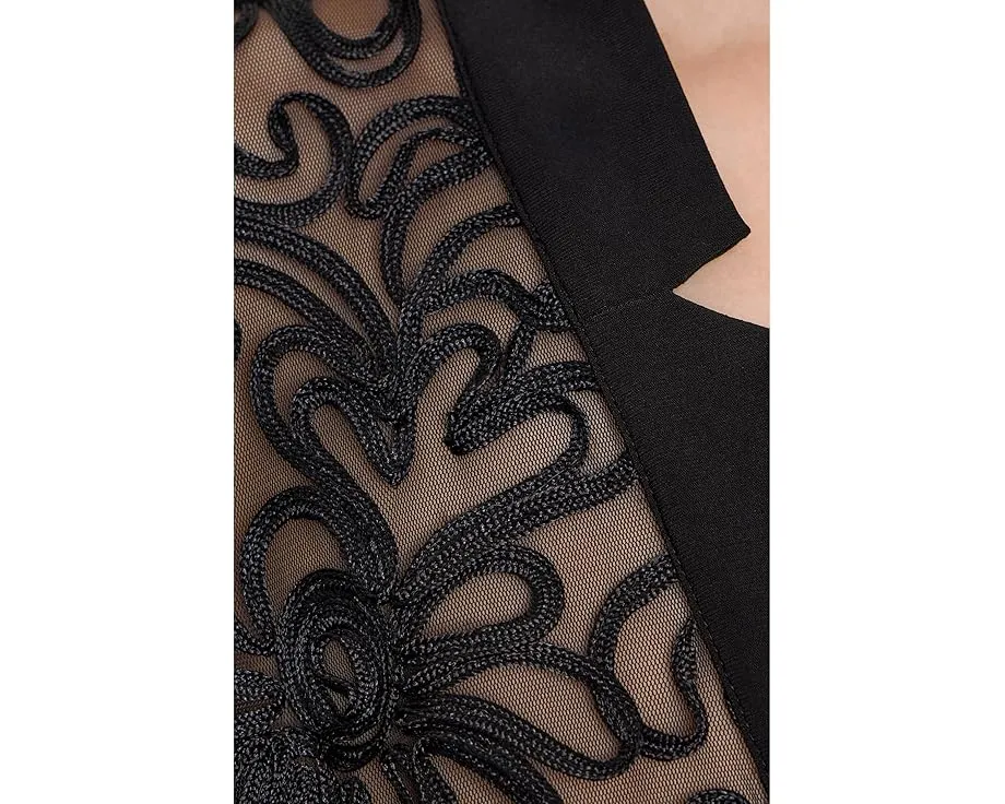 Комбинезон Norma Kamali Geralyn с короткими рукавами и полупрозрачной вставкой