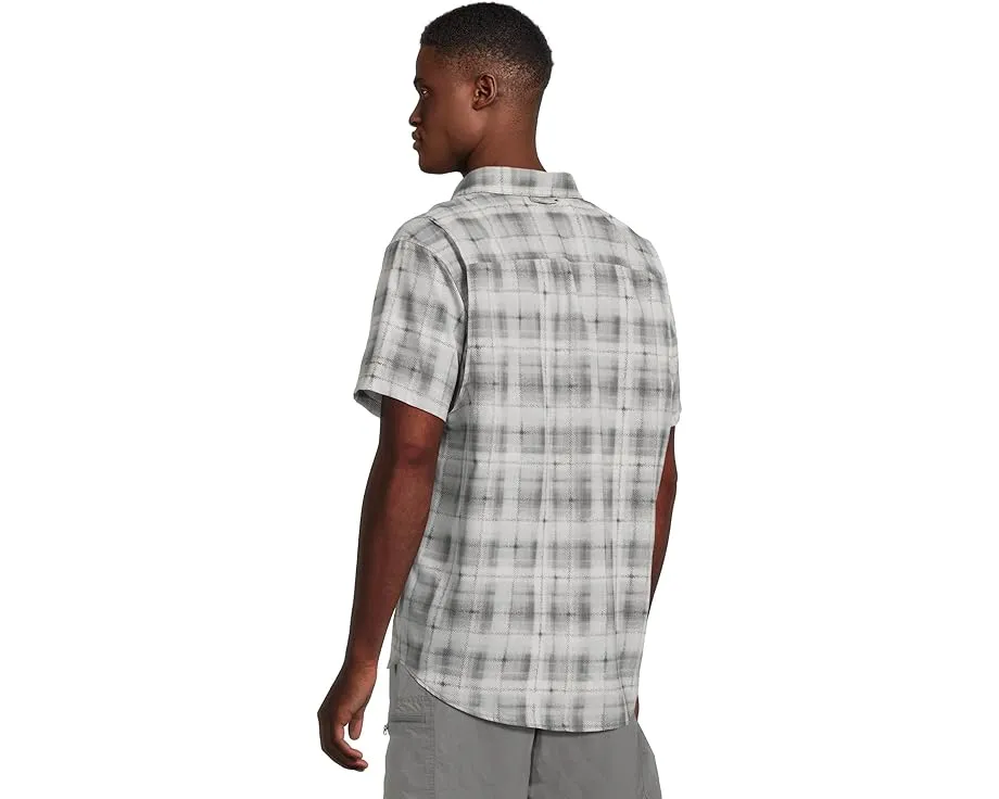 Columbia Utilizer Printed Woven Short Sleeve с защитой UPF 40 и технологией Omni-Wick