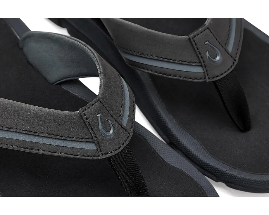 OluKai шлепанцы Akeu для солнечных дней с гибкой стелькой из ЭВА