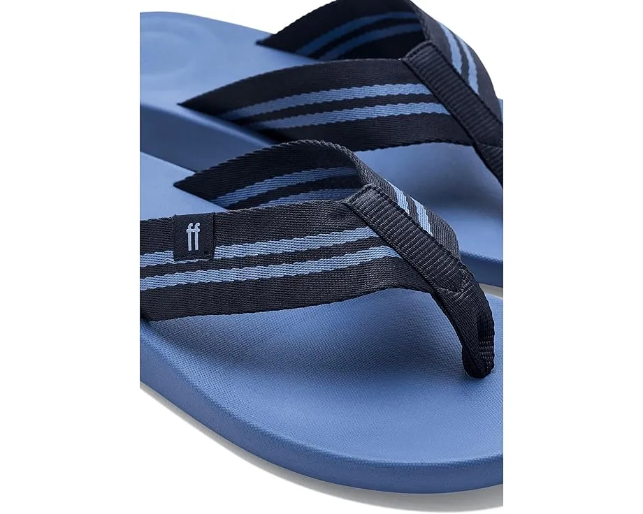 Шлепанцы FitFlop Iqushion с двумя полосками и перепонками