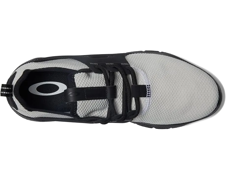 Кроссовки Oakley Dry с сетчатыми вставками и удобной стелькой CELLFIT