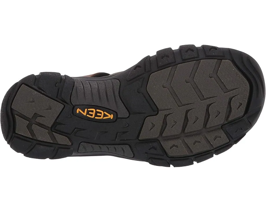 Кроссовки KEEN Newport с водонепроницаемым верхом и защитой носка