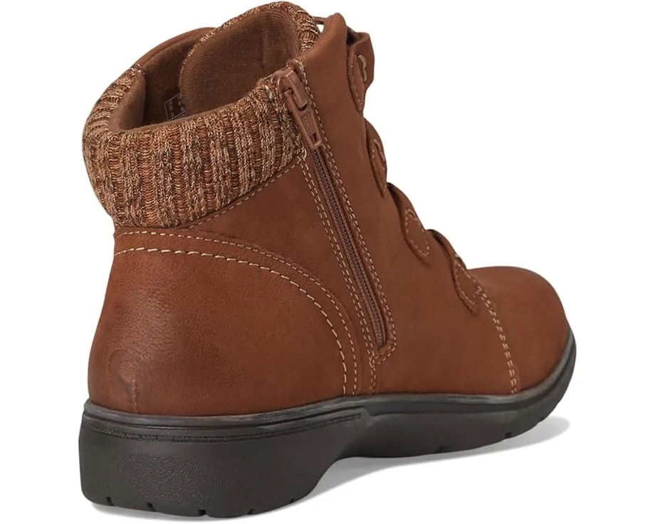 Высокие ботинки Clarks Carleigh Jade из нубука с удобной стелькой
