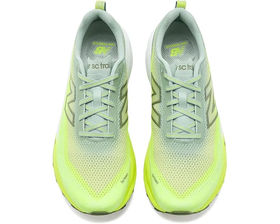 Кроссовки New Balance Fuelcell Supercomp Trail V2 с карбоном